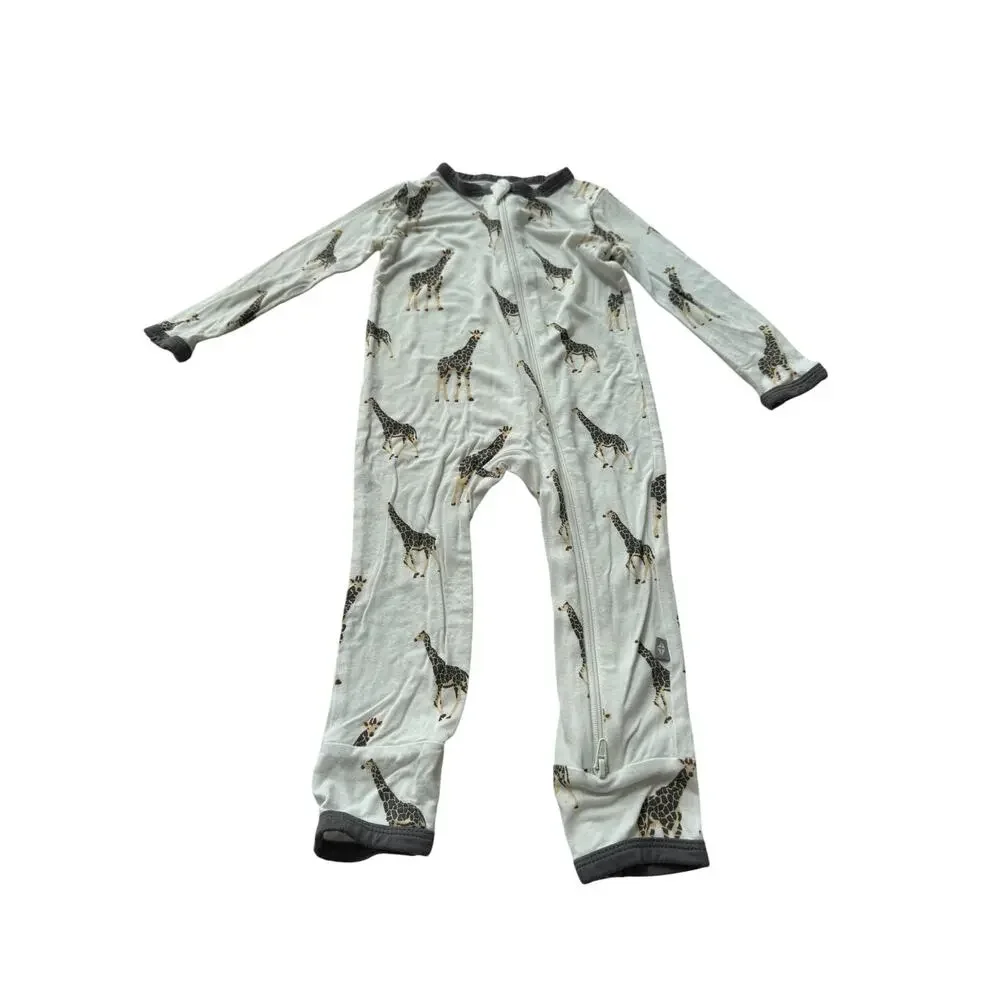 Kyte Baby White Giraffe Zippered Romper Size 12-18 M